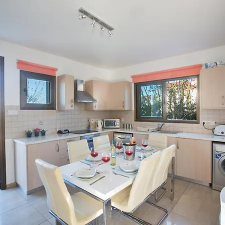 You Will Love This Luxury 3 Bedroom Holiday In Sotira With Private Pool Sotira 1336 *